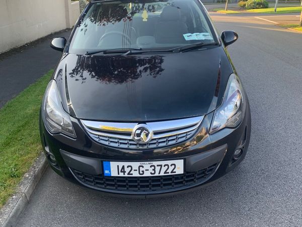 Vauxhall Corsa Hatchback, Petrol, 2014, Black