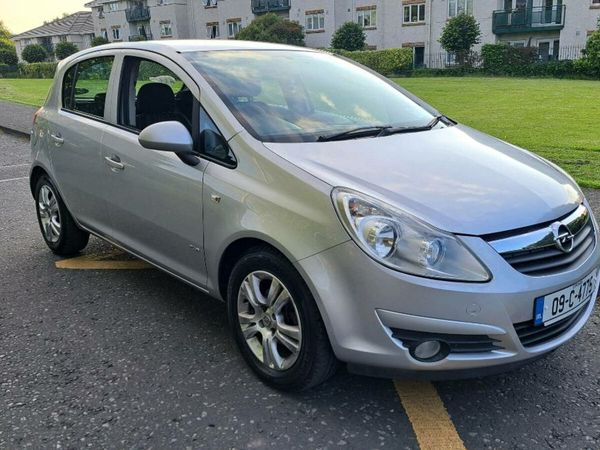Opel Corsa Hatchback, Petrol, 2009, Silver