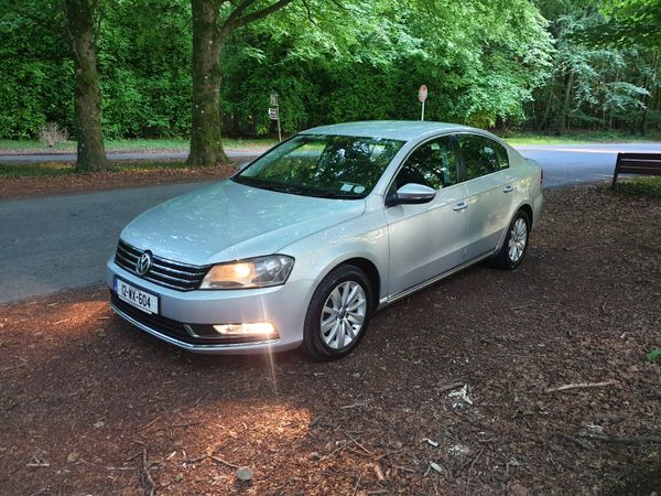 Volkswagen Passat Saloon, Diesel, 2012, Silver