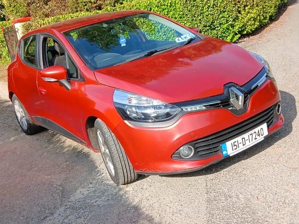 Renault Clio Hatchback, Diesel, 2015, Red