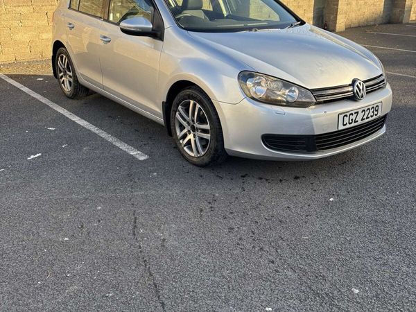 Volkswagen Golf Hatchback, Diesel, 2009, Silver