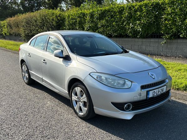 Renault Fluence Saloon, Diesel, 2012, Silver
