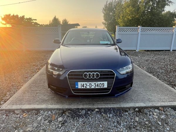Audi A4 Saloon, Diesel, 2014, Blue
