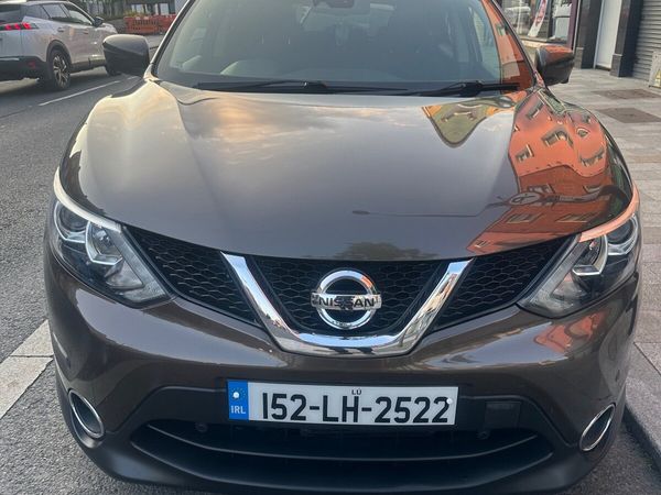 Nissan Qashqai Hatchback, Petrol, 2015, Grey