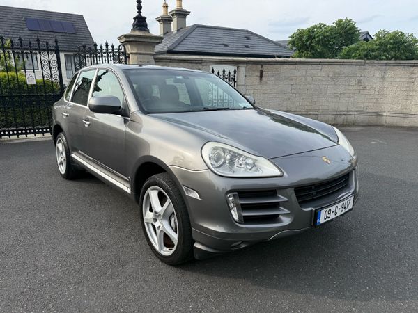 Porsche Cayenne SUV, Diesel, 2009, Grey