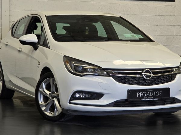 Opel Astra Hatchback, Diesel, 2017, White