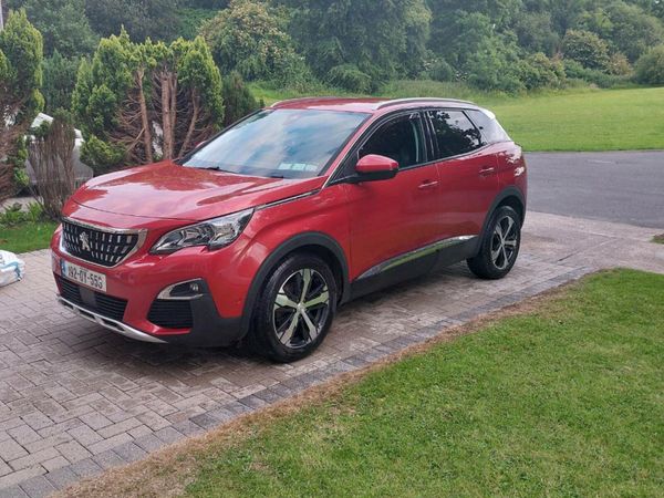 Peugeot 3008 Hatchback, Diesel, 2019, Red