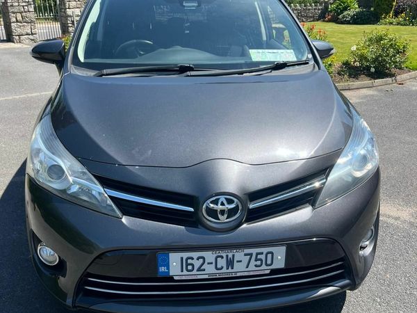 Toyota Verso MPV, Diesel, 2016, Grey