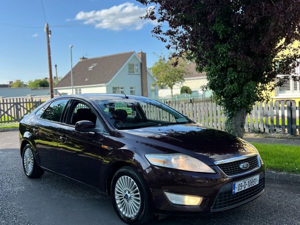 Ford Mondeo Hatchback, Diesel, 2009, Red