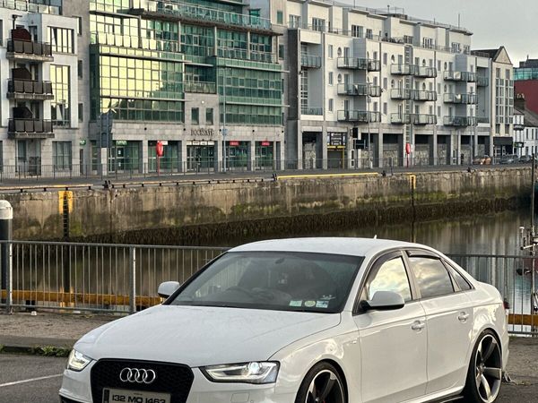 Audi A4 Saloon, Diesel, 2013, White