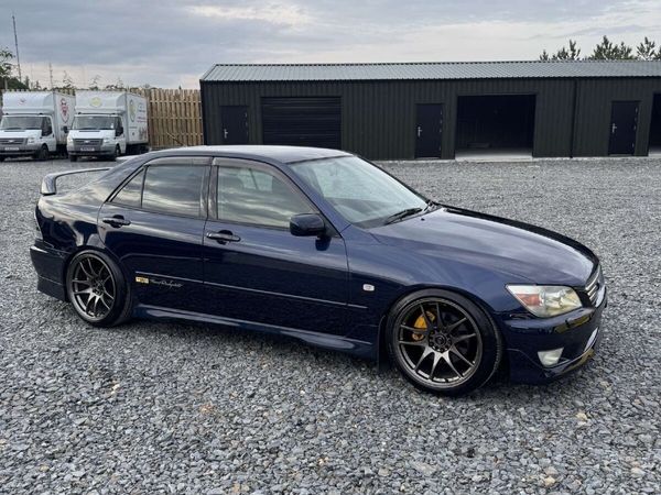 Toyota Other Saloon, Petrol, 2000, Blue