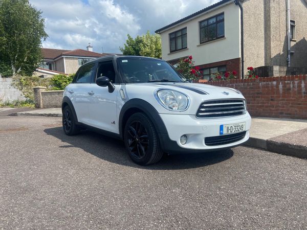 Mini Cooper Hatchback, Diesel, 2011, White