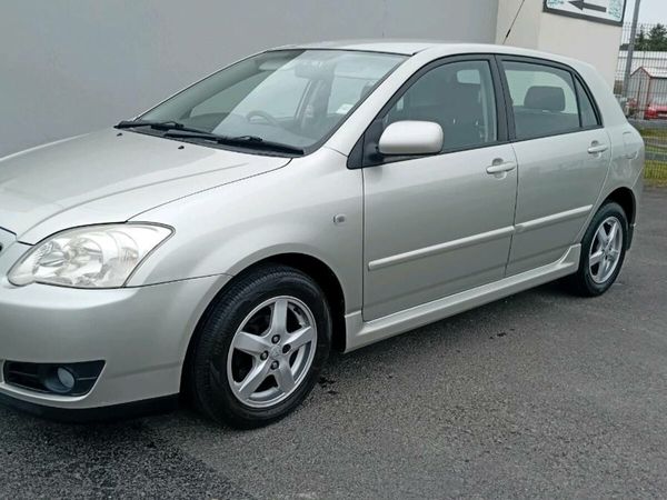 Toyota Corolla Hatchback, Petrol, 2005, Silver