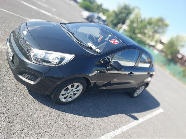 Kia Rio Hatchback, Diesel, 2013, Black