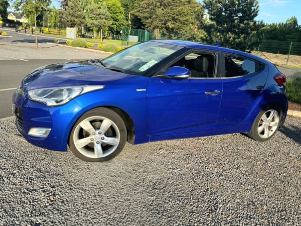 Hyundai Veloster Hatchback, Petrol, 2013, Blue