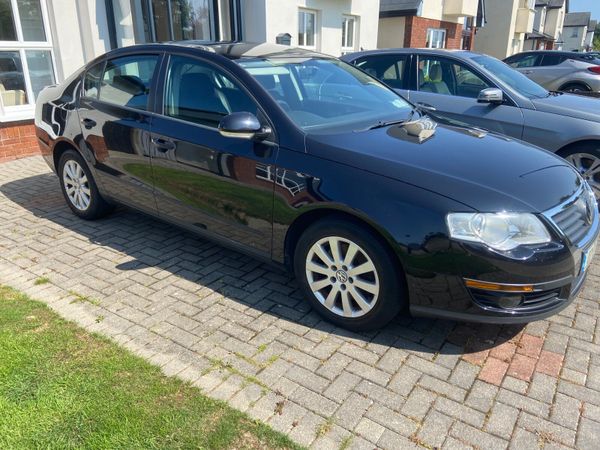 Volkswagen Passat Saloon, Petrol, 2007, Black