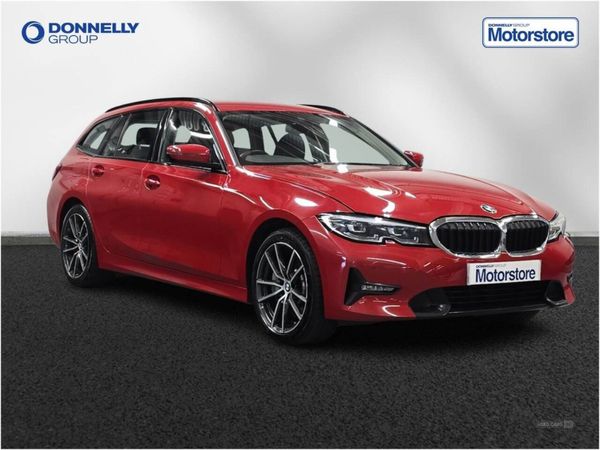 BMW 3-Series , Petrol, 2021, Red