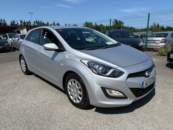 Hyundai i30 Hatchback, Petrol, 2014, Silver