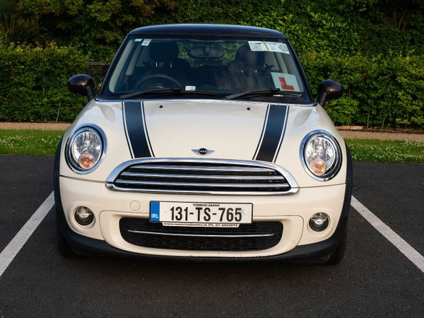 Mini Cooper Hatchback, Diesel, 2013, White