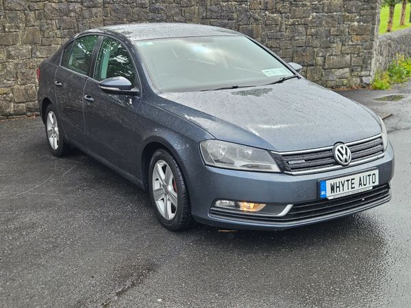 Volkswagen Passat Saloon, Diesel, 2014, Grey