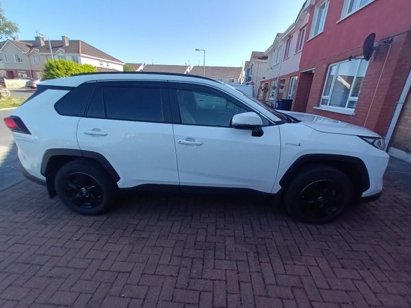 Toyota RAV4 SUV, Petrol Hybrid, 2021, White