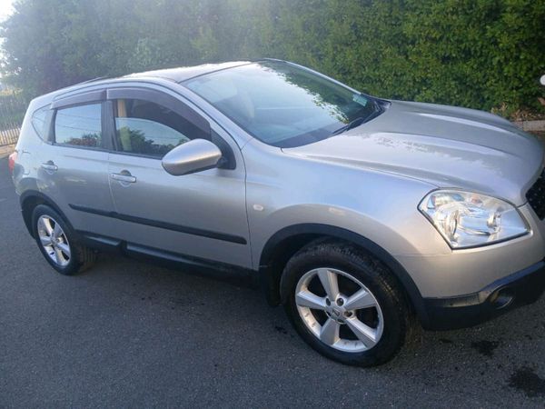Nissan Qashqai Hatchback, Diesel, 2009, Silver