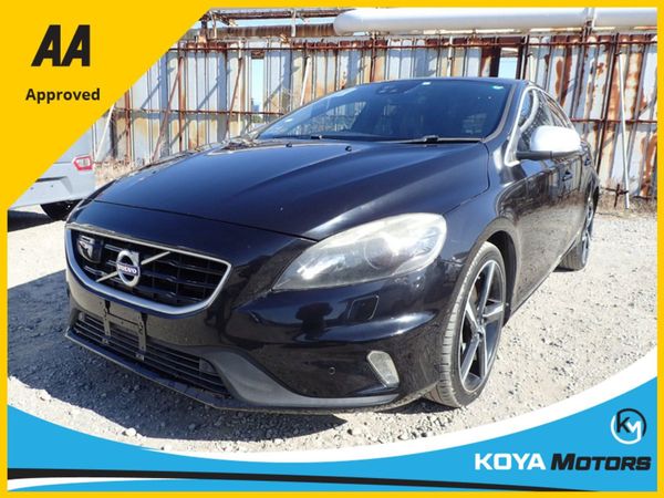 Volvo V40 Hatchback, Diesel, 2016, Black