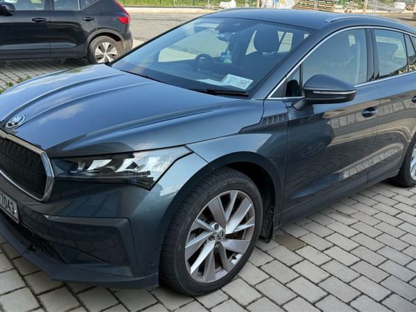 Skoda Enyaq Estate/Jeep, Electric, 2021, Grey