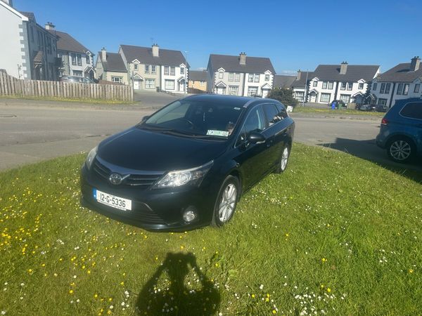 Toyota Avensis Estate, Diesel, 2012, Grey