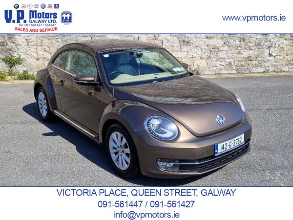 Volkswagen Beetle Hatchback, Petrol, 2014, Brown