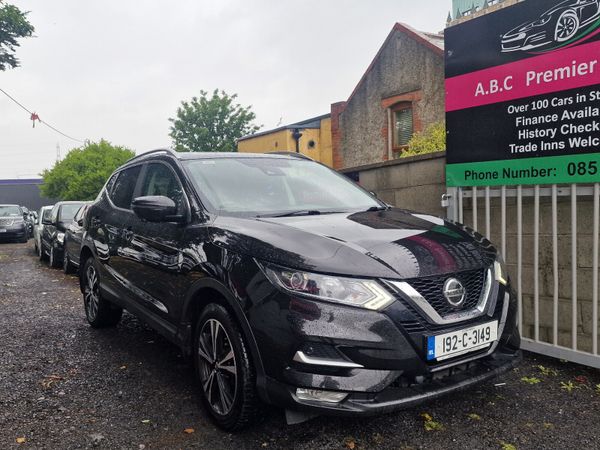 Nissan Qashqai MPV, Diesel, 2019, Black