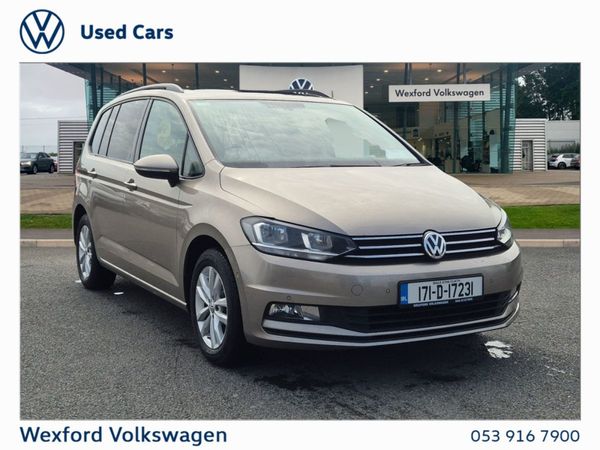 Volkswagen Touran MPV, Petrol, 2017, Beige
