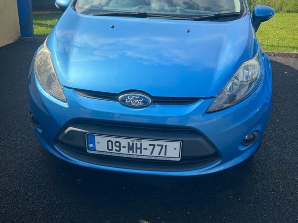 Ford Fiesta Hatchback, Diesel, 2009, Blue