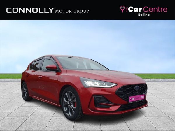 Ford Focus Hatchback, Diesel, 2024, Red