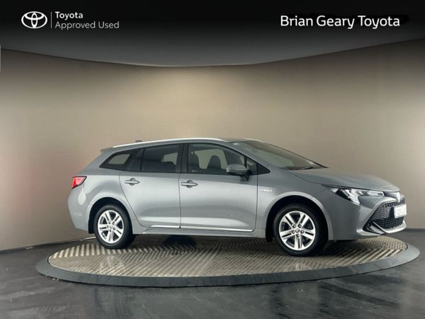 Toyota Corolla Estate, Petrol Hybrid, 2022, Grey