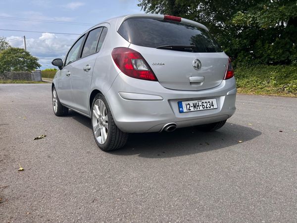 Vauxhall Corsa Hatchback, Petrol, 2012, Silver