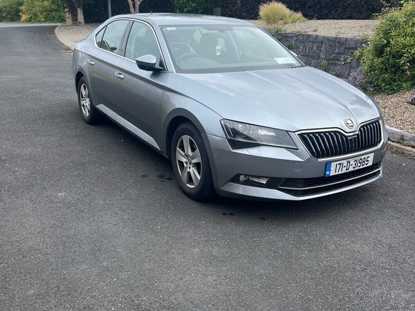 Skoda Superb Saloon, Diesel, 2017, Grey