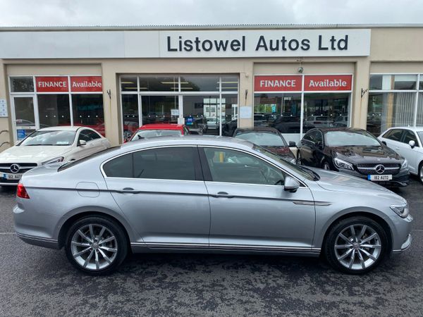 Volkswagen Passat Saloon, Diesel, 2018, Silver