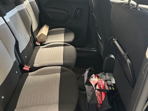 Citroen Berlingo MPV, Diesel, 2025, Black