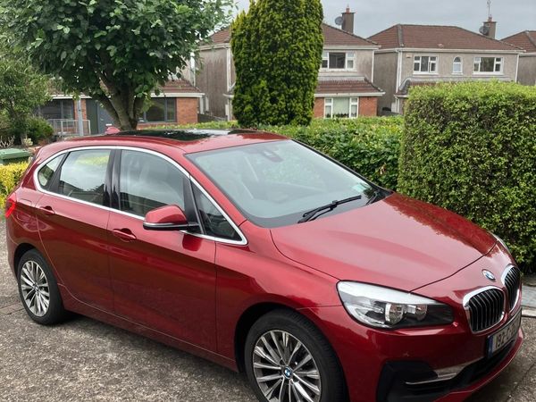 BMW 2-Series Estate/Jeep, Petrol Plug-in Hybrid, 2019, Red