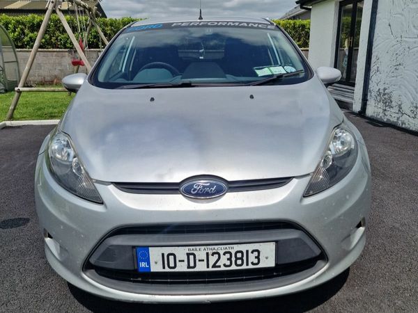 Ford Fiesta Hatchback, Diesel, 2010, Silver
