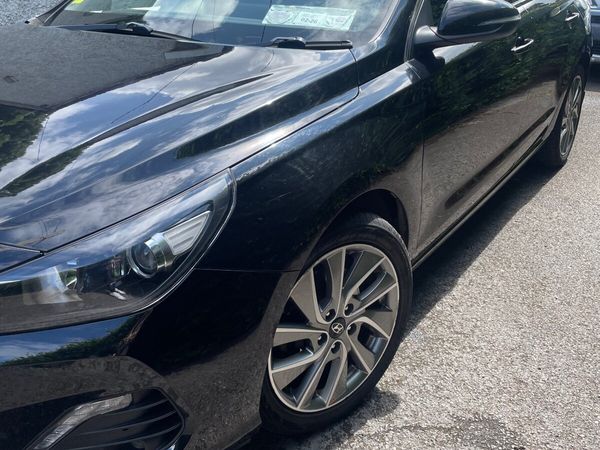 Hyundai i30 Hatchback, Petrol, 2018, Black