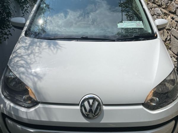 Volkswagen up! Hatchback, Petrol, 2015, White