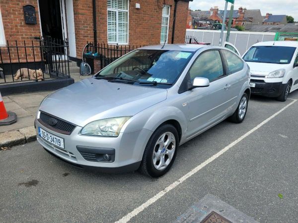 Ford Focus Hatchback, Petrol, 2005, Silver