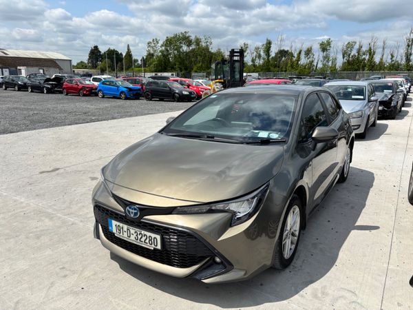 Toyota Corolla Hatchback, Petrol Hybrid, 2019, Green