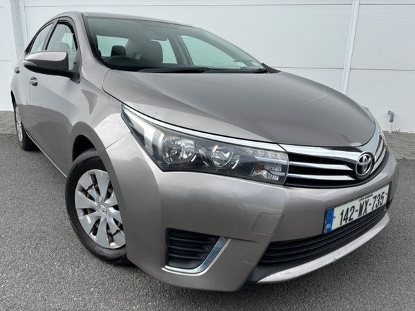 Toyota Corolla Saloon, Diesel, 2014, Bronze