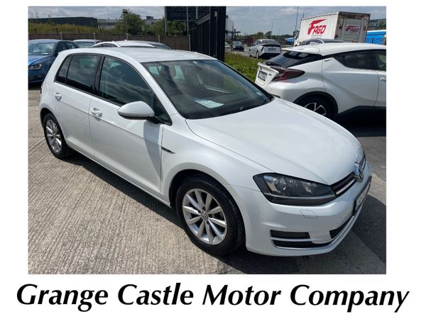 Volkswagen Golf Hatchback, Petrol, 2015, White