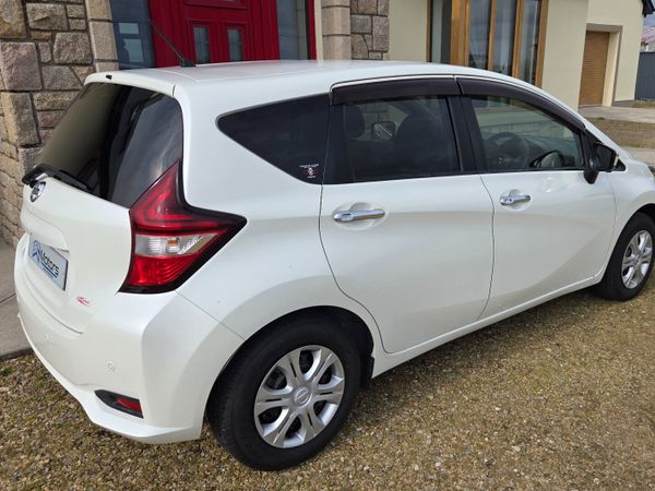 Nissan Note Hatchback, Petrol, 2017, White