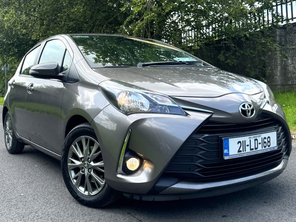 Toyota Yaris MPV, Petrol, 2021, Grey