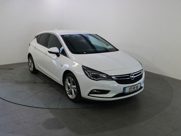 Opel Astra Hatchback, Petrol, 2017, White